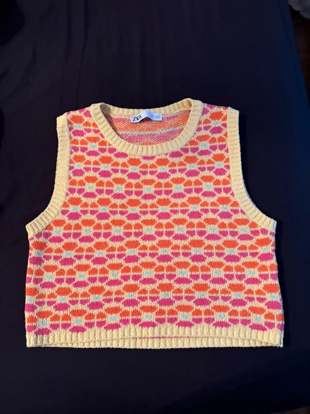 Zara Yellow Pink Orange Patterned Knit Crop Top - Picture 2 of 3
